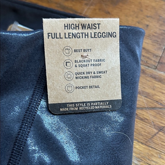 PINK Victoria's Secret Black Active Leggings - Picture 4 of 4